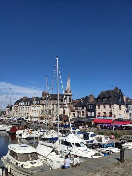 Les Coquelicots Apartamento Honfleur Exterior foto